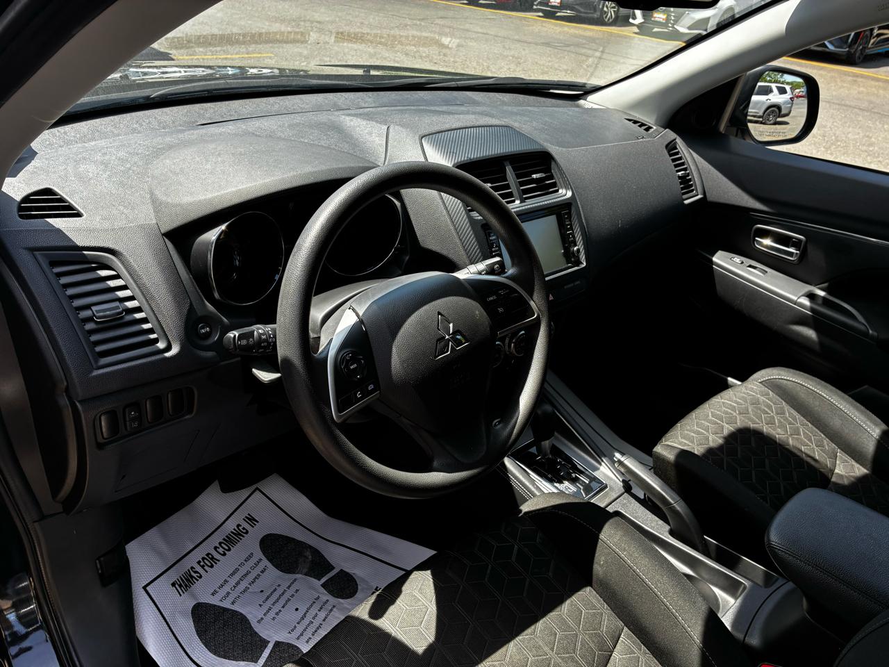 Mitsubishi Outlander Sport 2.0 ES 4WD 2024