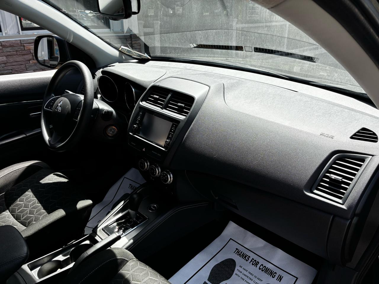 Mitsubishi Outlander Sport 2.0 ES 4WD 2024
