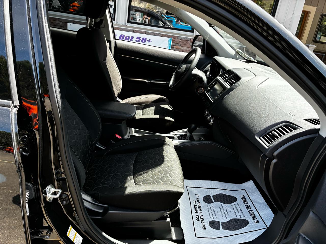 Mitsubishi Outlander Sport 2.0 ES 4WD 2024