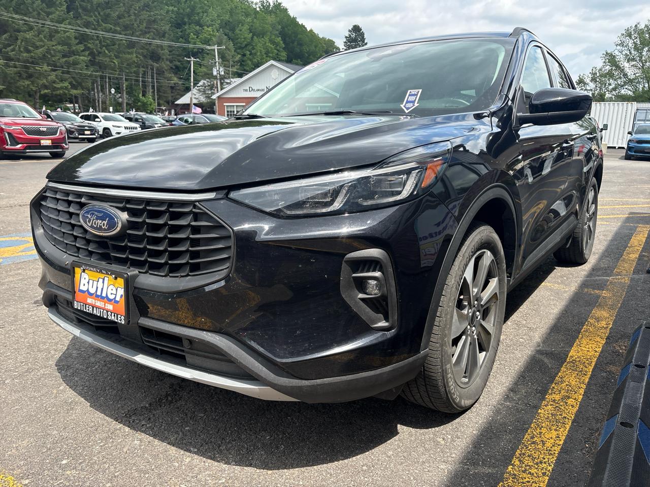 Ford Escape Platinum AWD 2025