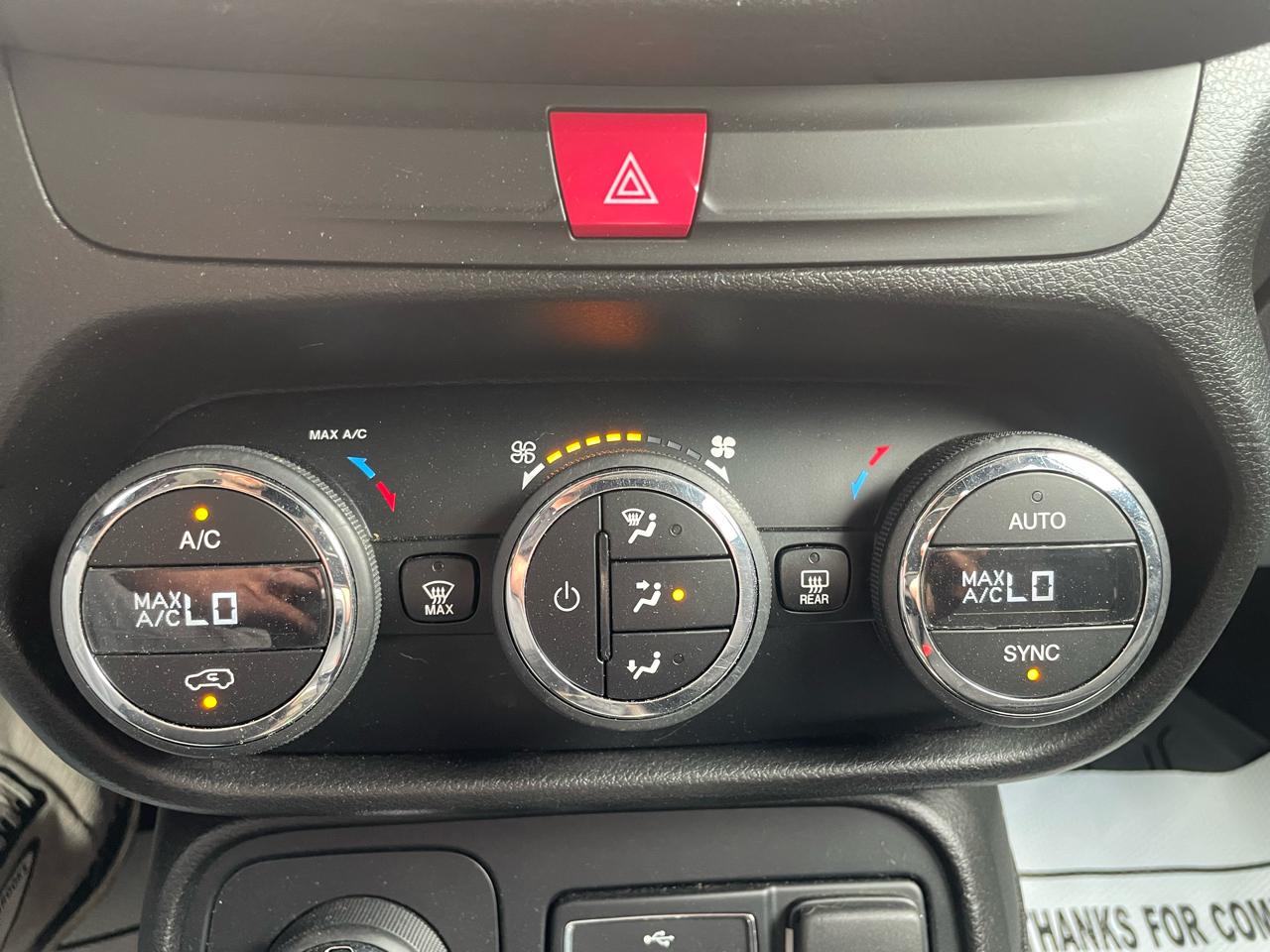 Jeep Renegade Latitude 4WD 2016