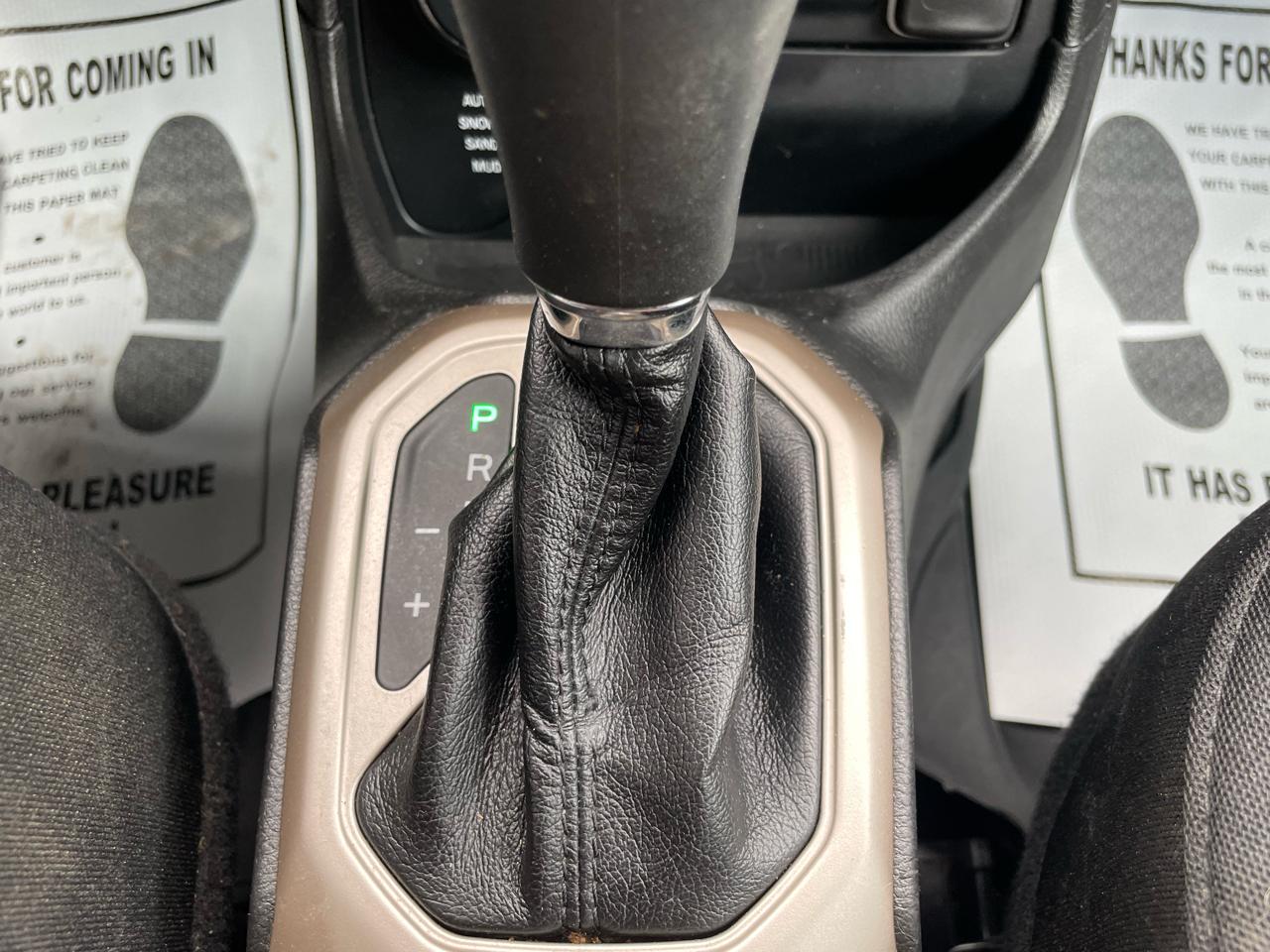 Jeep Renegade Latitude 4WD 2016