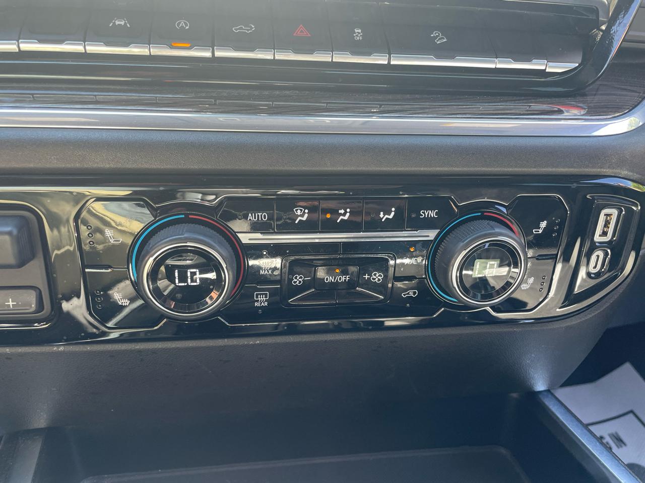 Chevrolet Silverado 1500 LT Crew Cab 4WD 2024