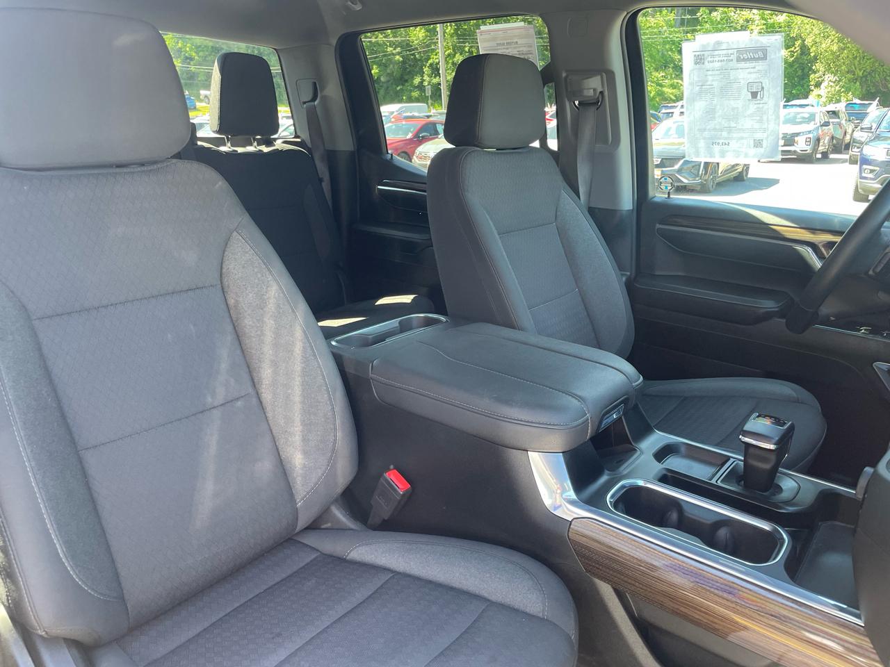 Chevrolet Silverado 1500 LT Crew Cab 4WD 2024
