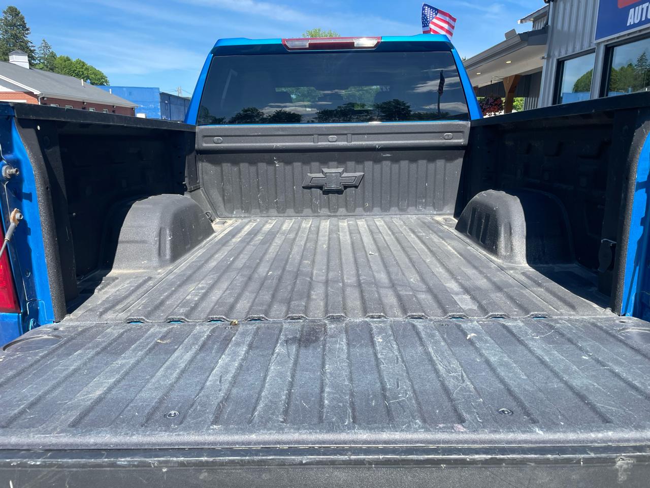 Chevrolet Silverado 1500 LT Crew Cab 4WD 2024