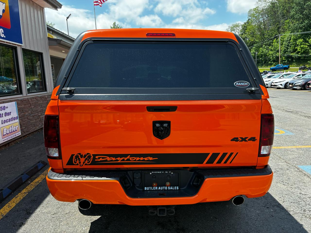 RAM 1500 Classic Tradesman Crew Cab SWB 4WD 2019