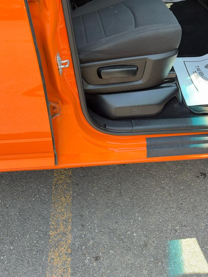 RAM 1500 Classic Tradesman Crew Cab SWB 4WD 2019