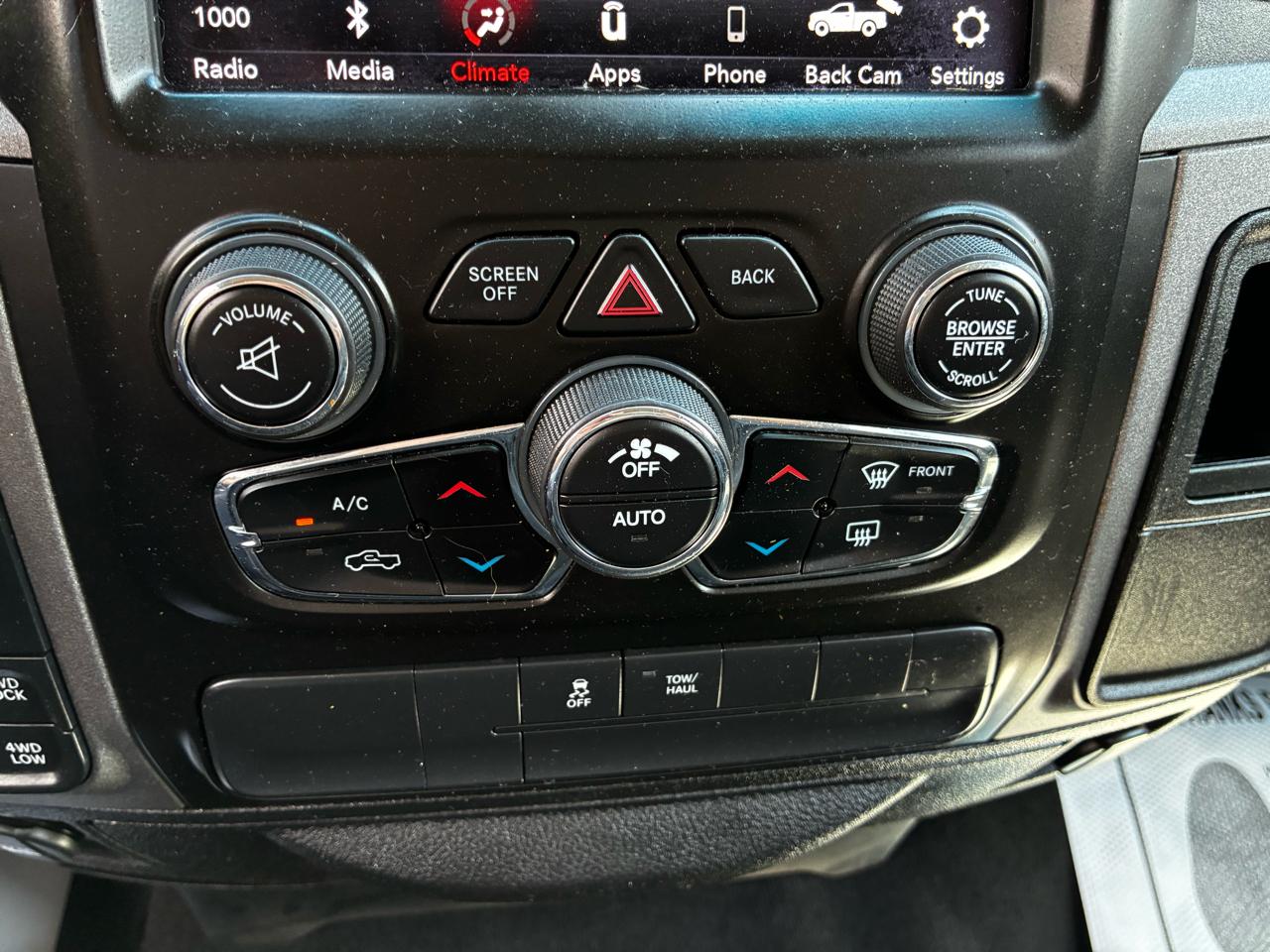 RAM 1500 Classic Tradesman Crew Cab SWB 4WD 2019