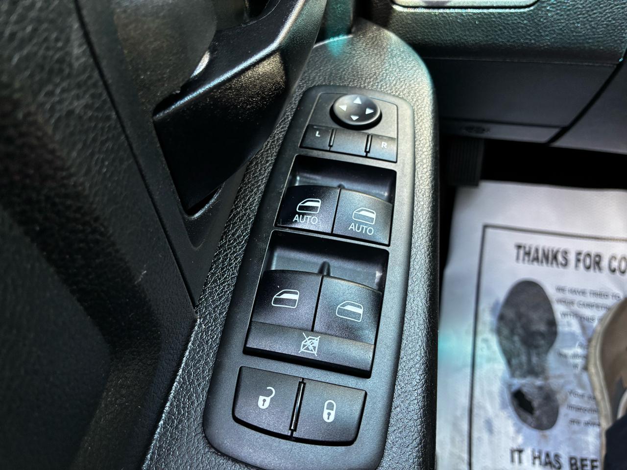 RAM 1500 Classic Tradesman Crew Cab SWB 4WD 2019