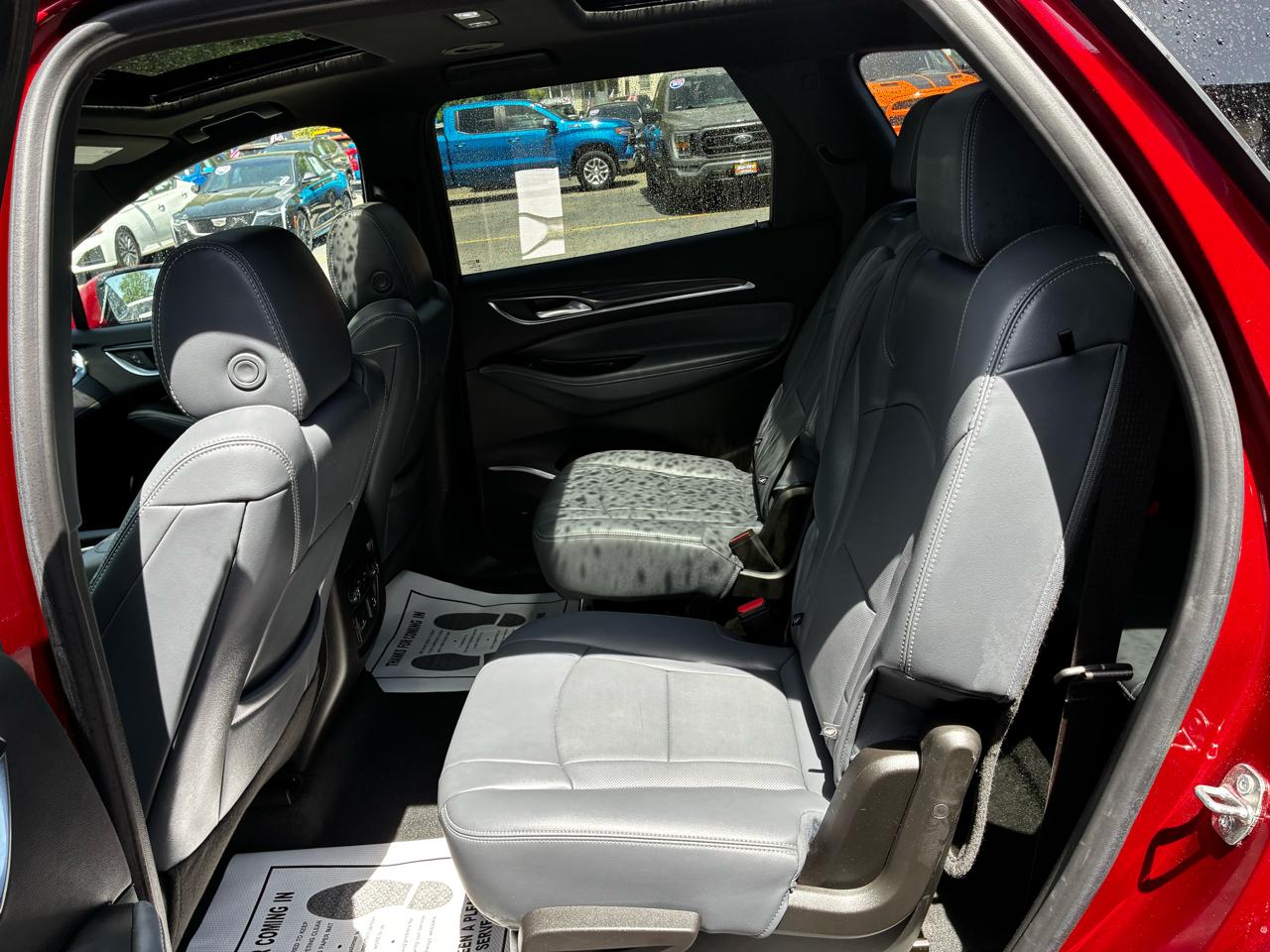 Buick Enclave Essence AWD 2024