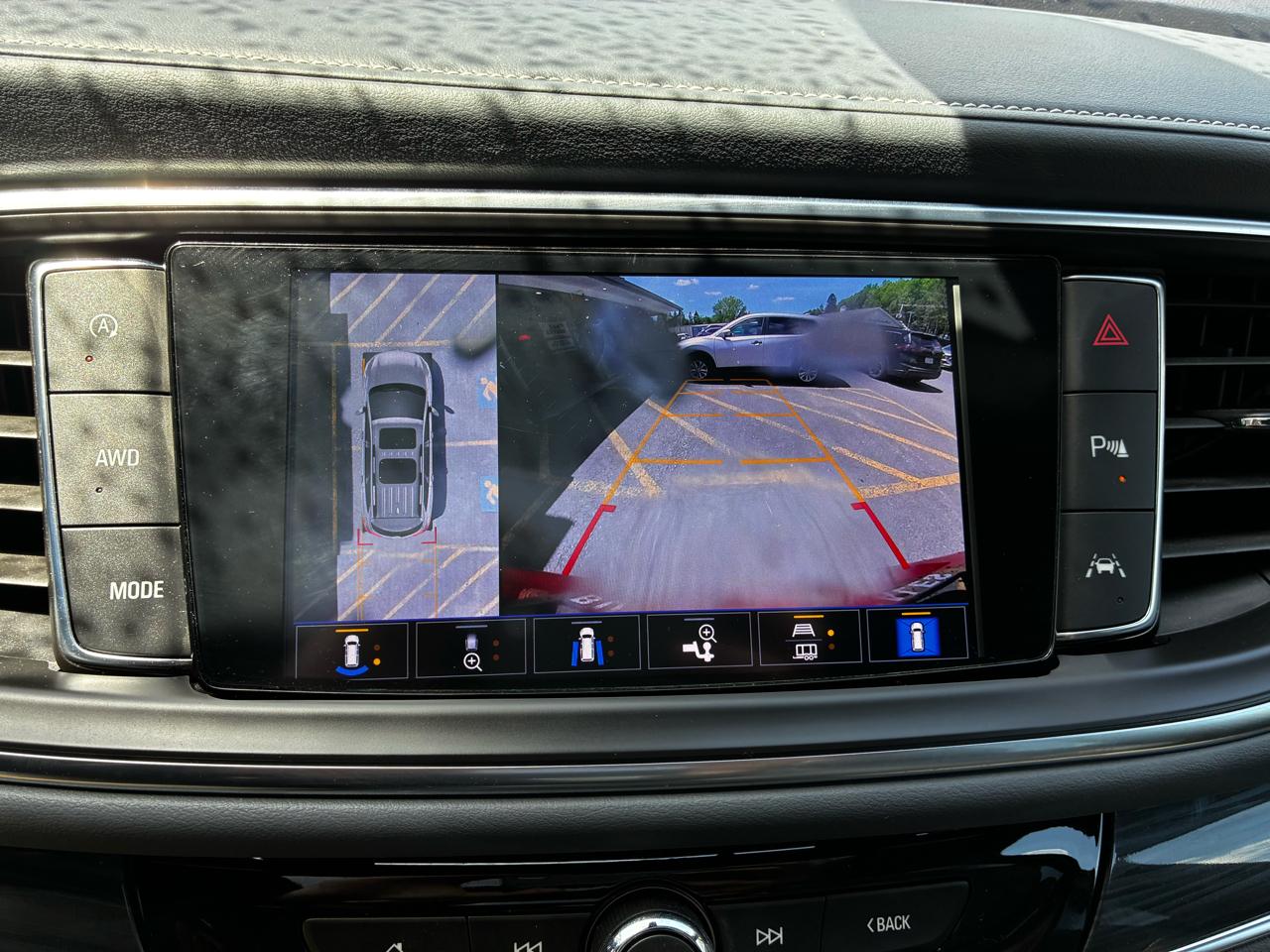 Buick Enclave Essence AWD 2024