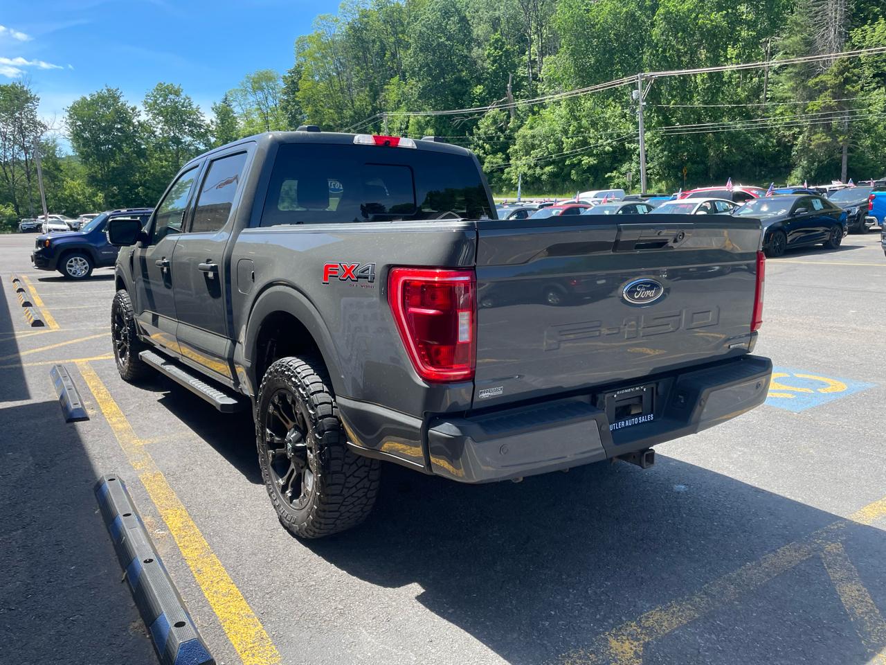 Ford F-150 XLT SuperCrew 5.5-ft. Bed 4WD 2021