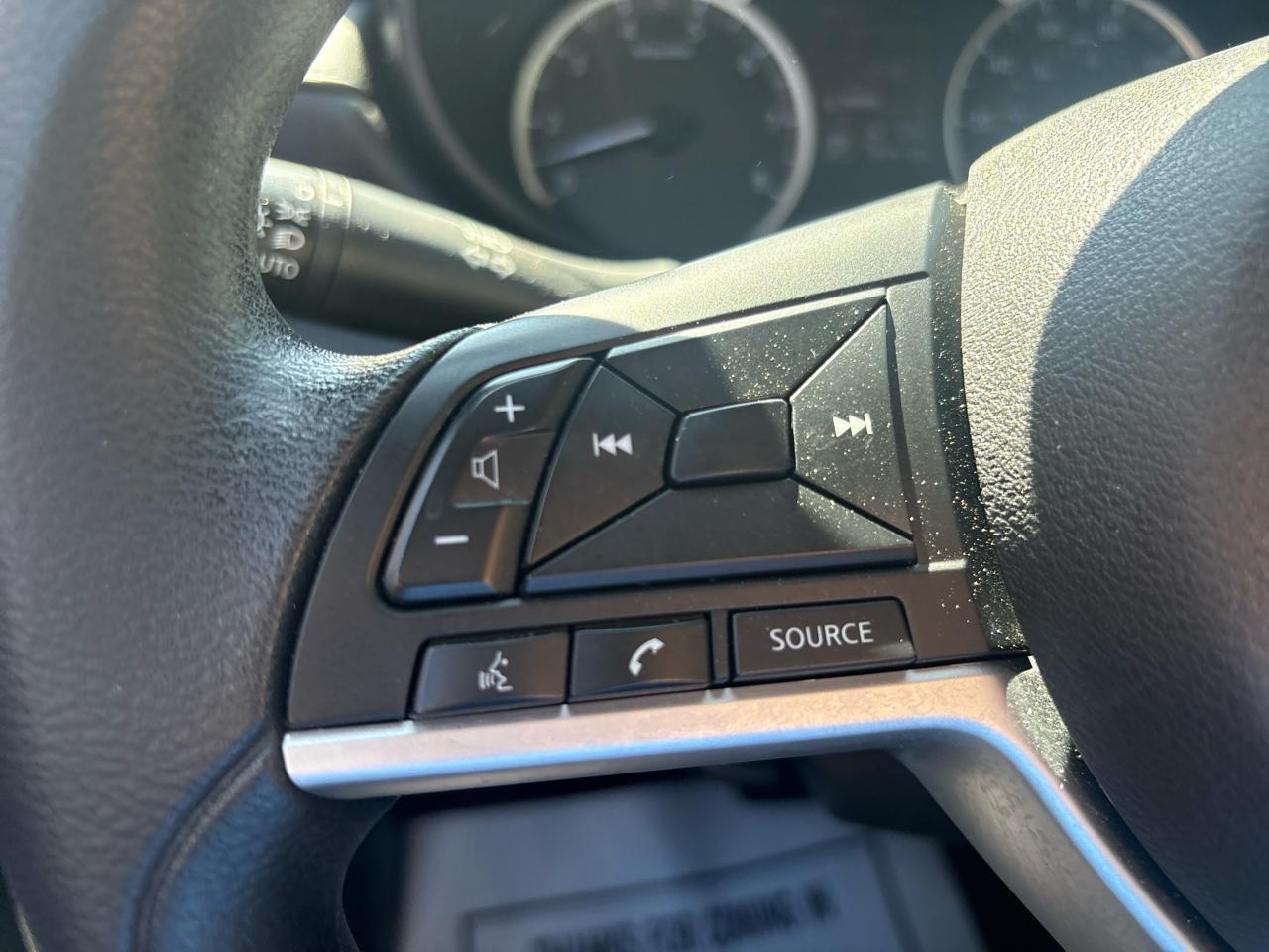 Nissan Versa S CVT 2022