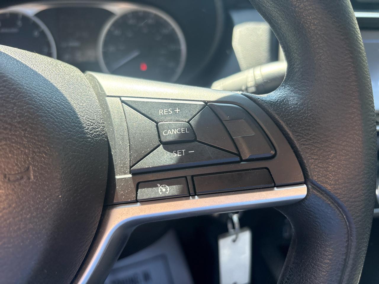 Nissan Versa S CVT 2022