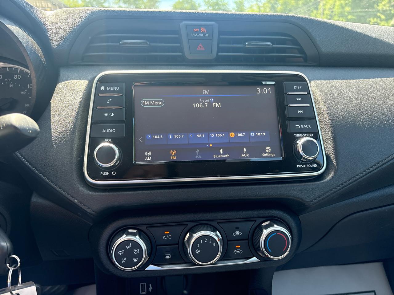 Nissan Versa S CVT 2022