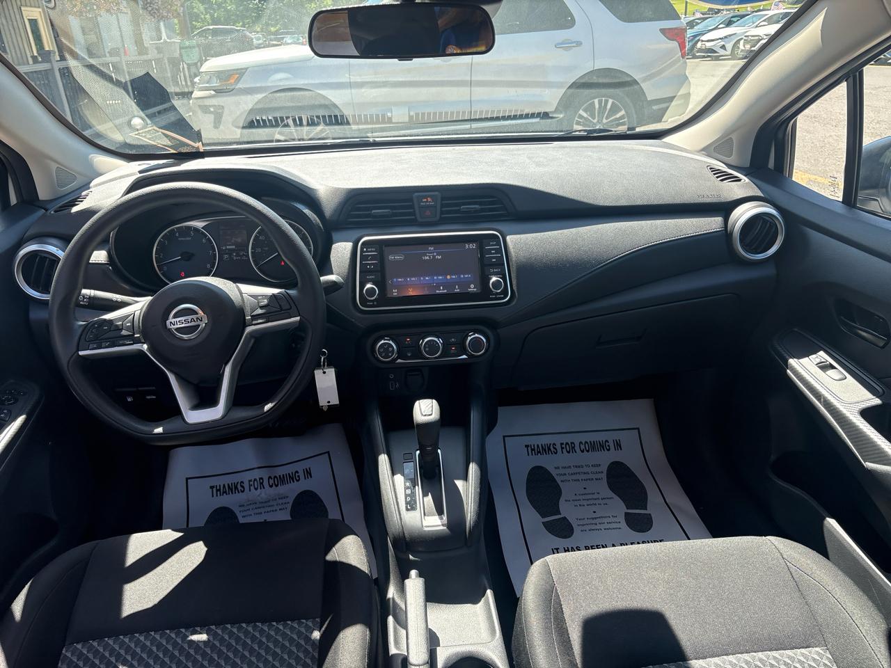 Nissan Versa S CVT 2022