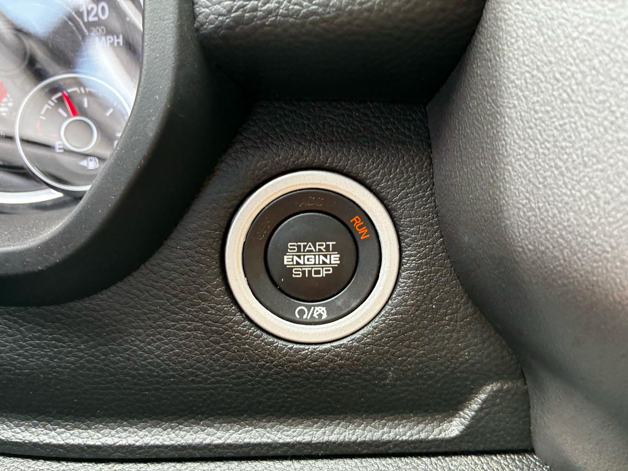 RAM 1500 Big Horn Quad Cab 4WD 2022