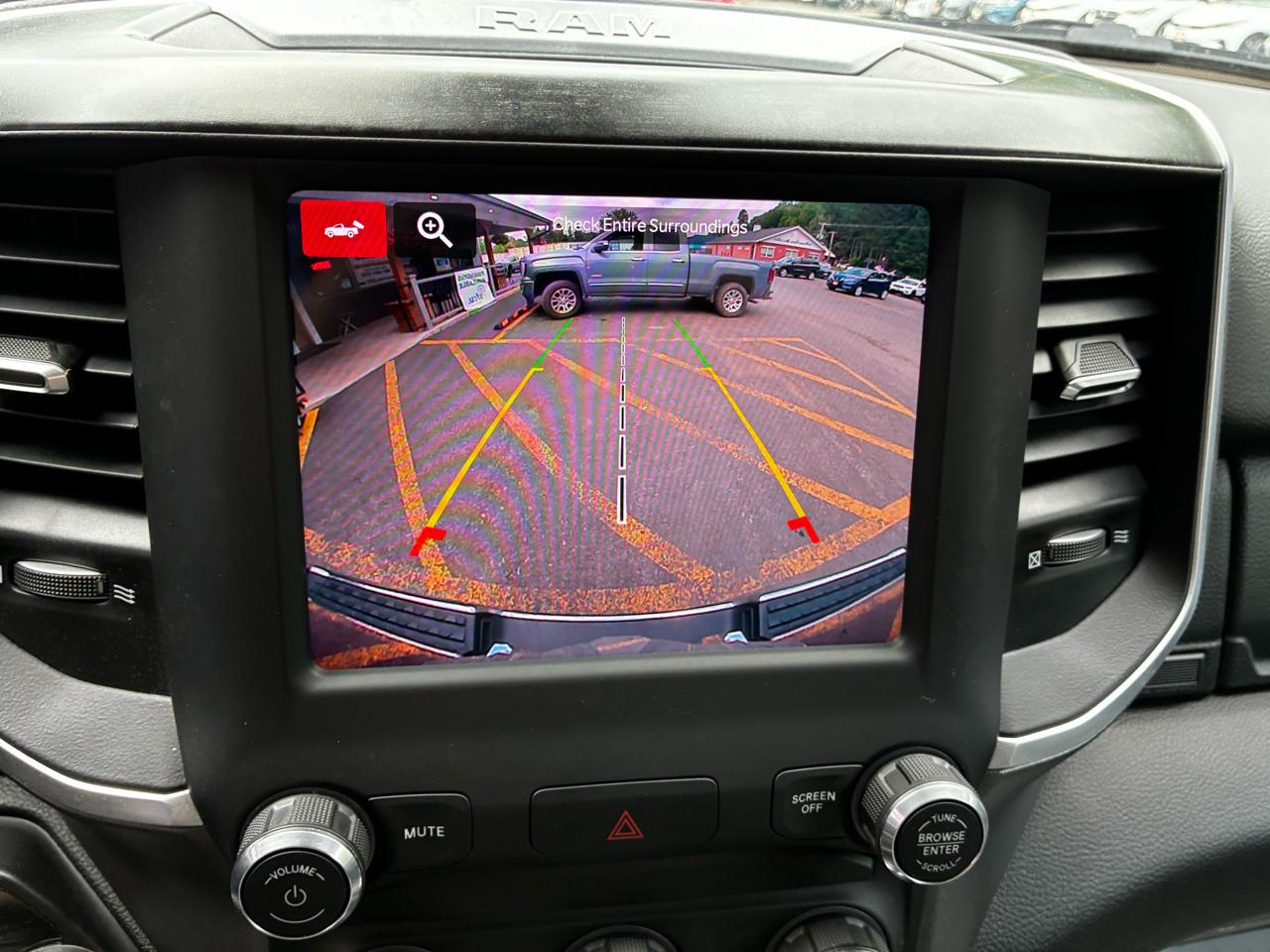 RAM 1500 Big Horn Quad Cab 4WD 2022