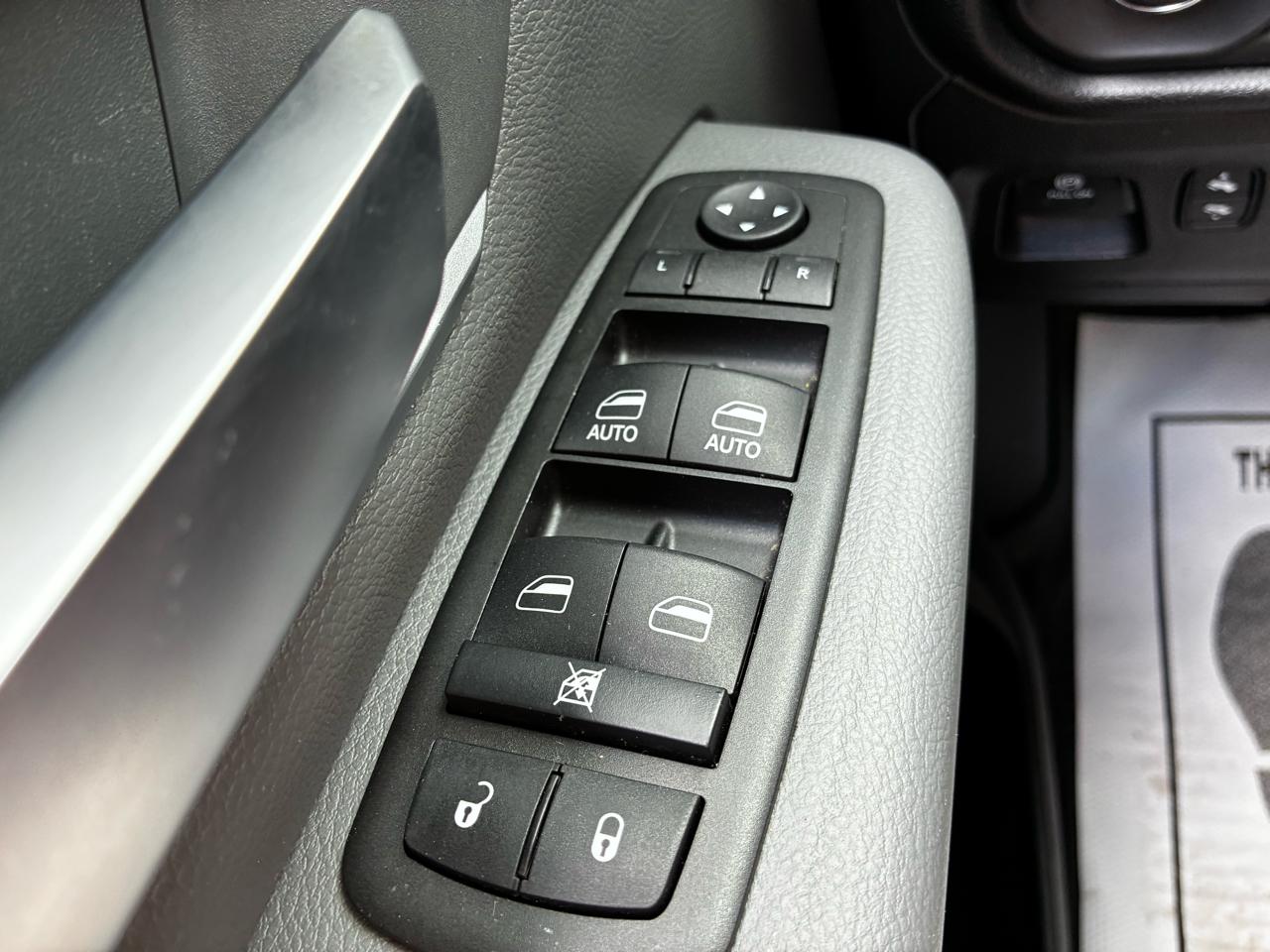 RAM 1500 Big Horn Quad Cab 4WD 2022