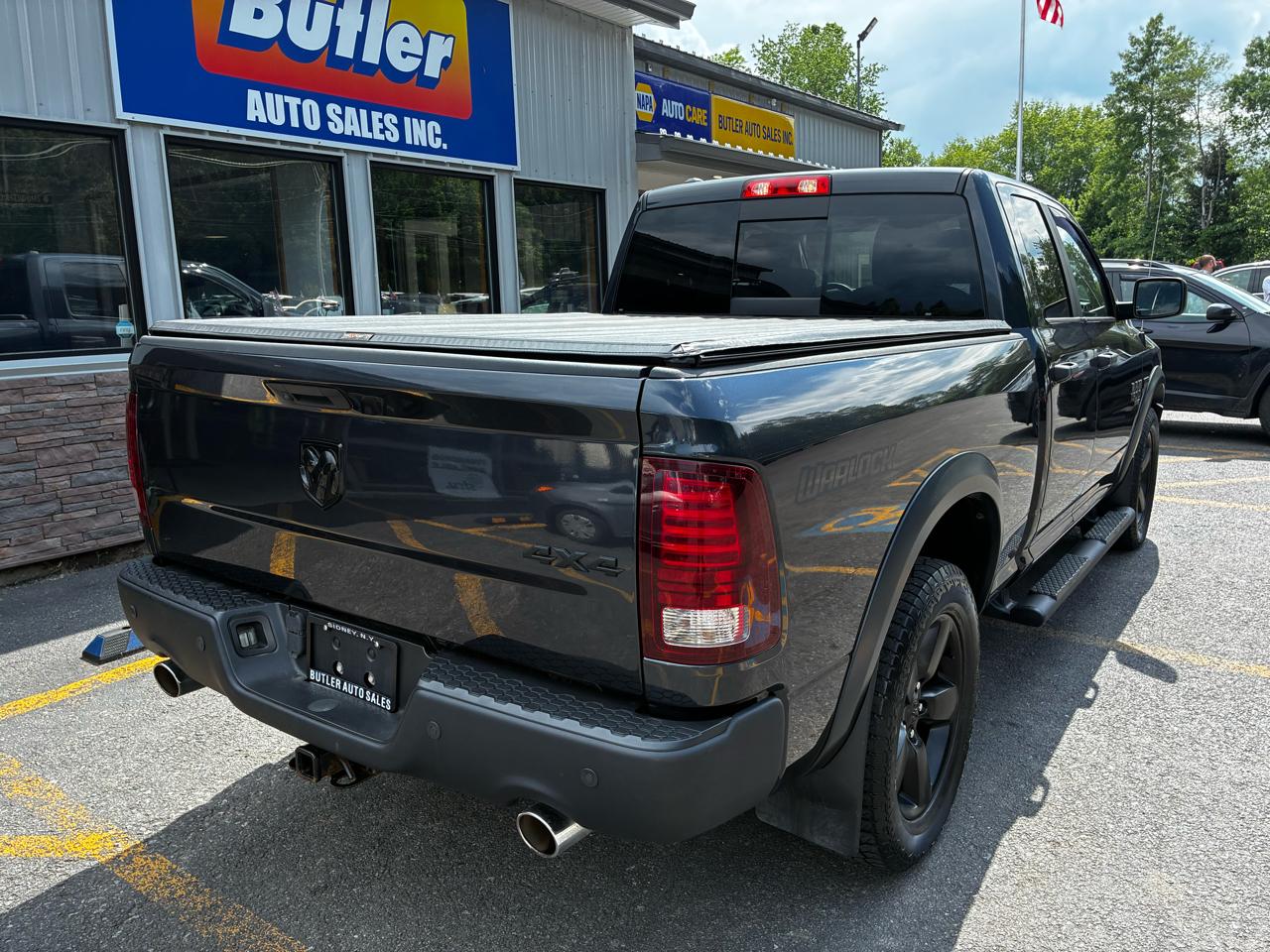 RAM 1500 Classic Warlock 4x4 Quad Cab 6'4" Box 2020