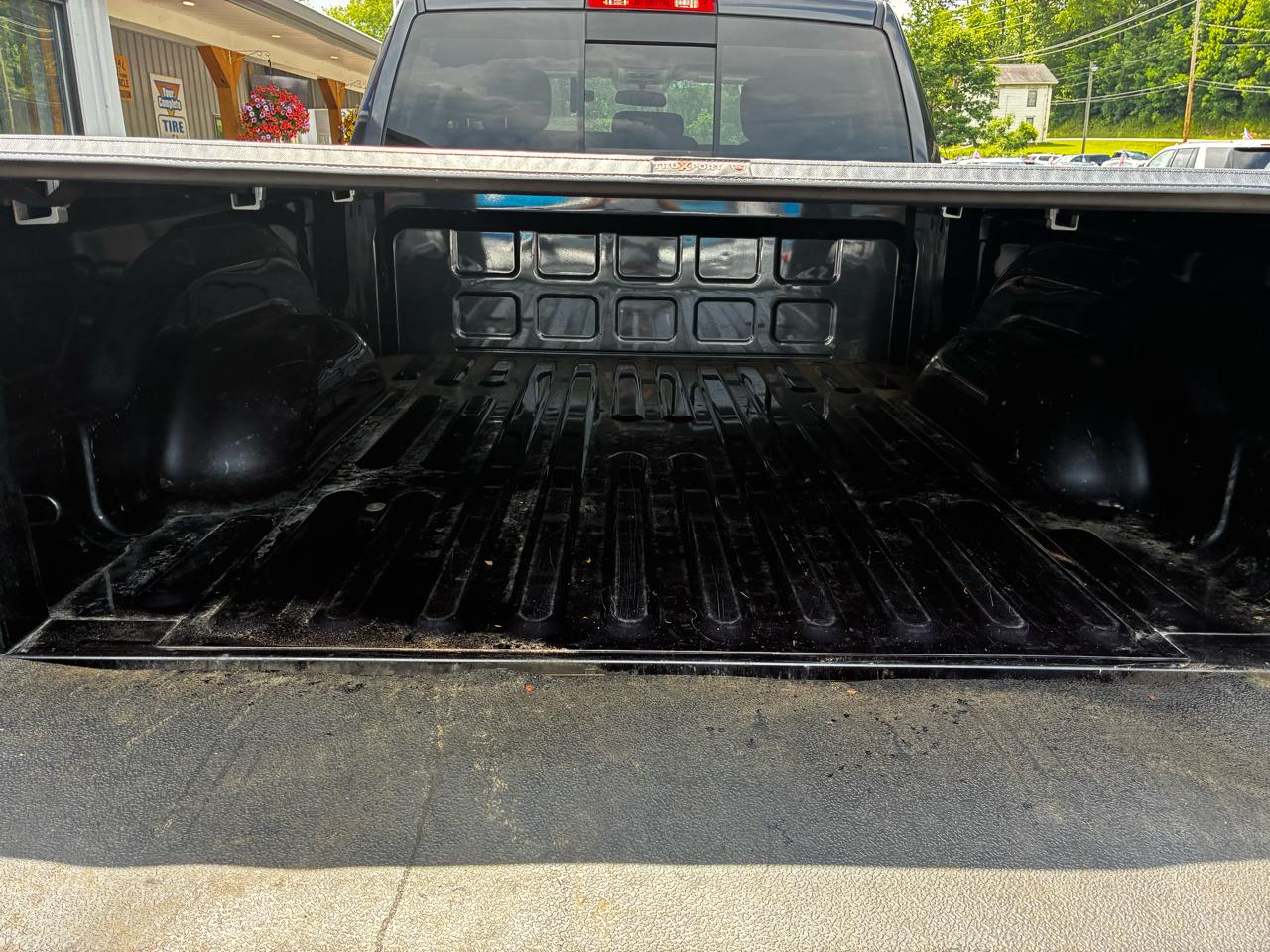 RAM 1500 Classic Warlock 4x4 Quad Cab 6'4" Box 2020