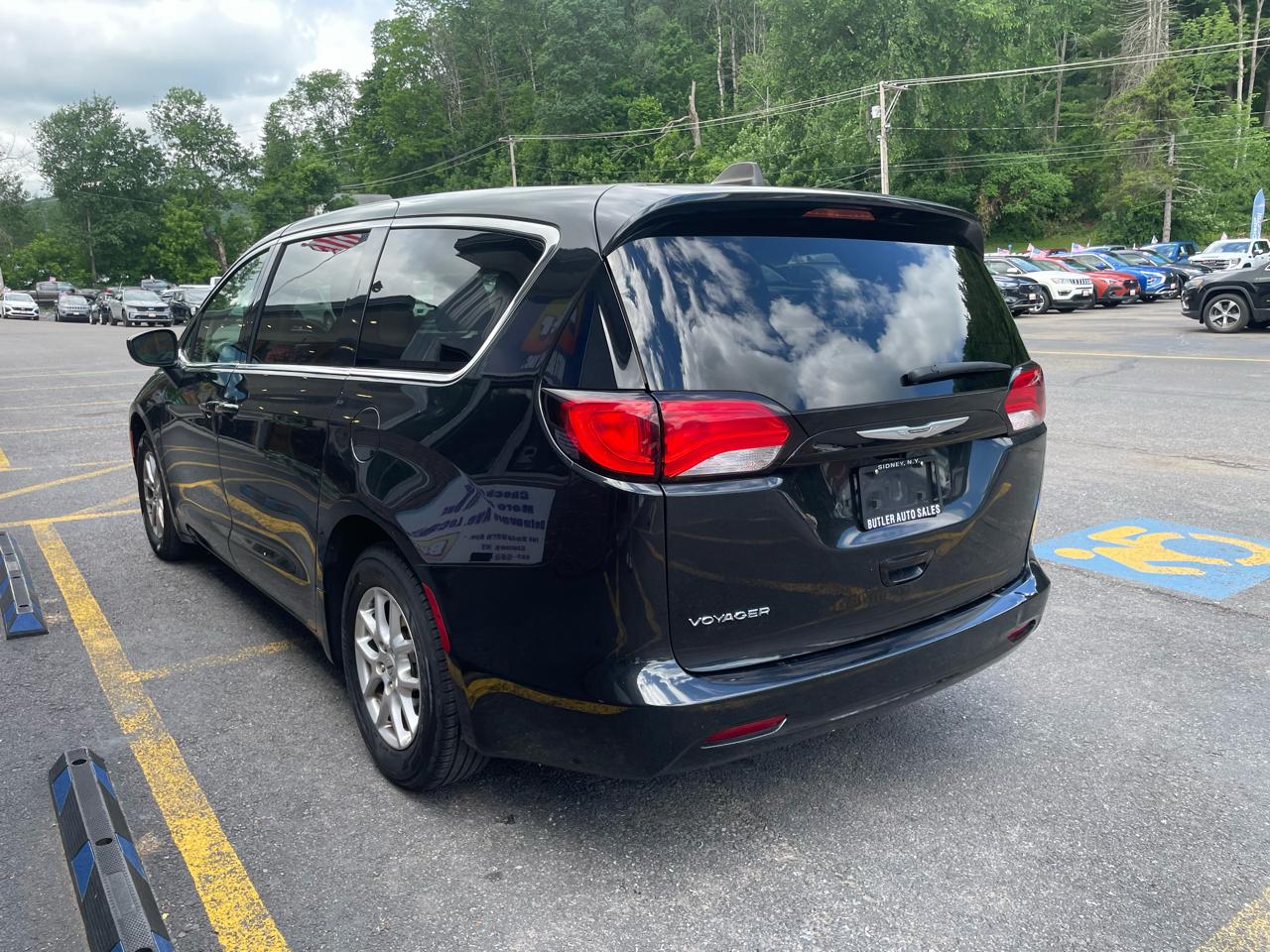 Chrysler Voyager LX 2023