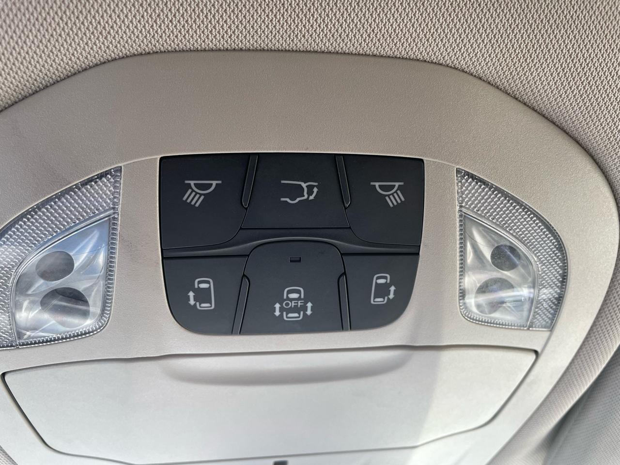 Chrysler Voyager LX 2023