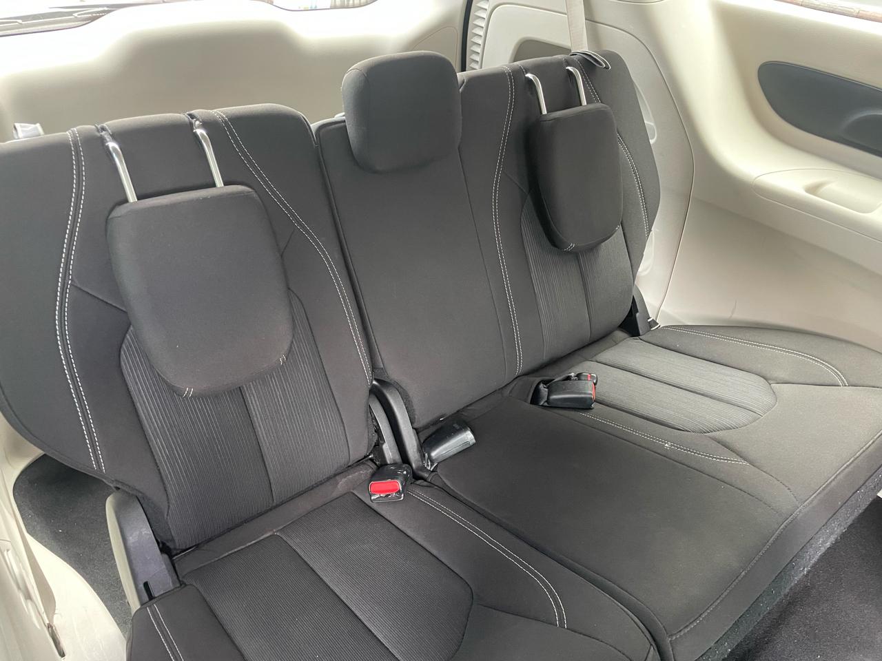 Chrysler Voyager LX 2023