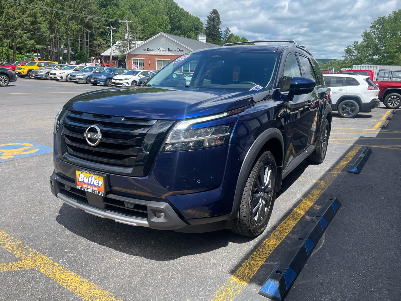 Nissan Pathfinder SL 4WD 2022