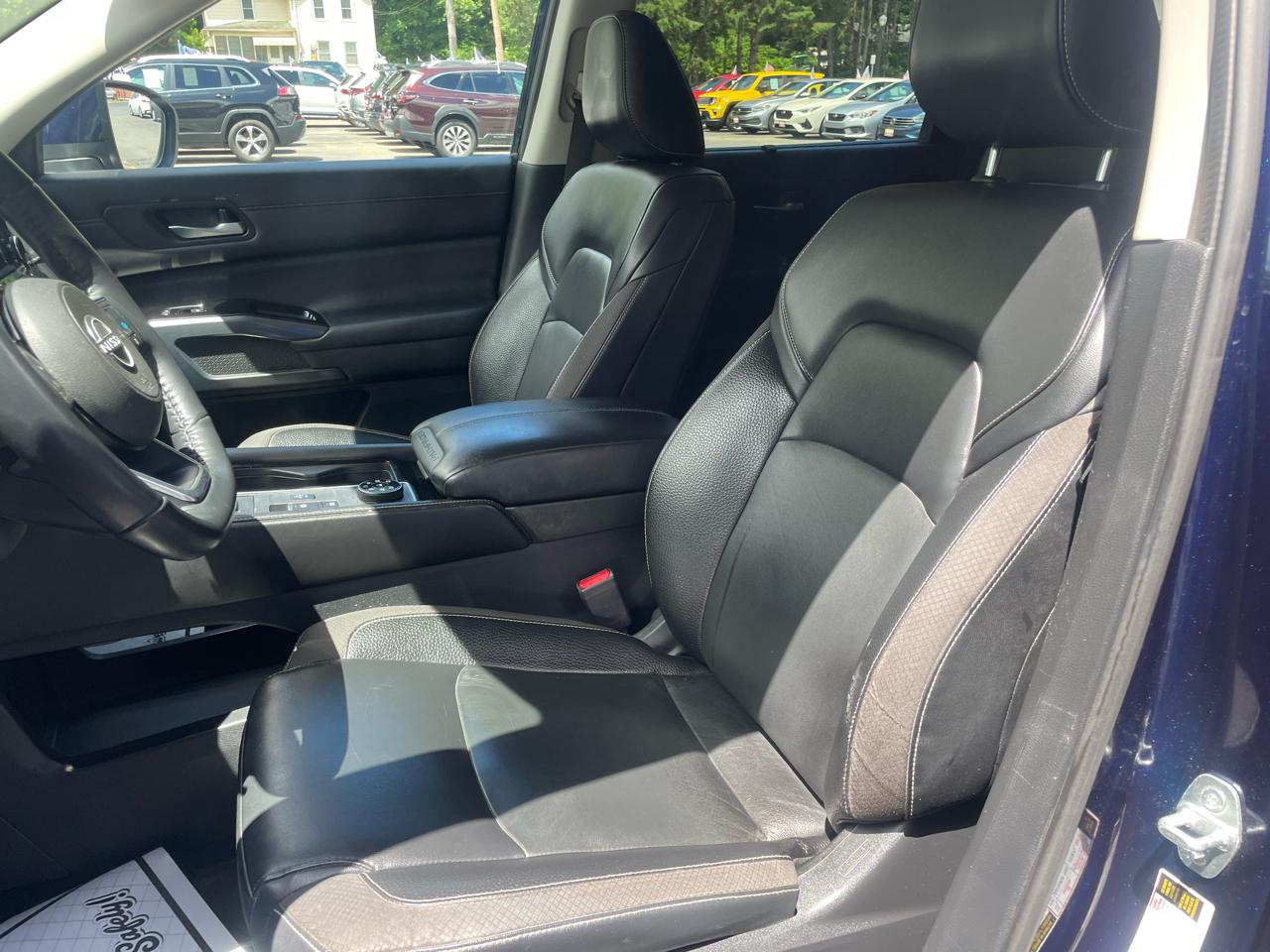 Nissan Pathfinder SL 4WD 2022