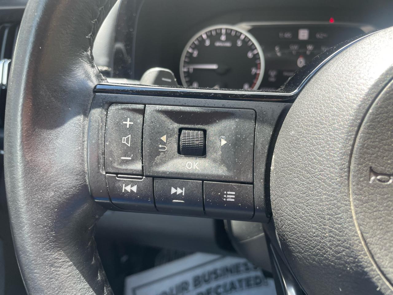 Nissan Pathfinder SL 4WD 2022