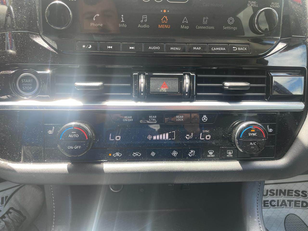 Nissan Pathfinder SL 4WD 2022
