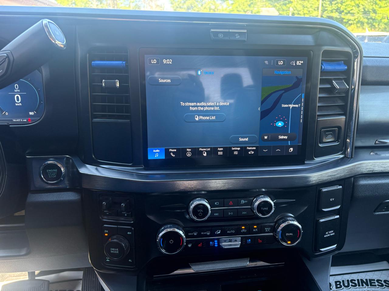 Ford F-250 SD XLT Crew Cab 4WD 2025