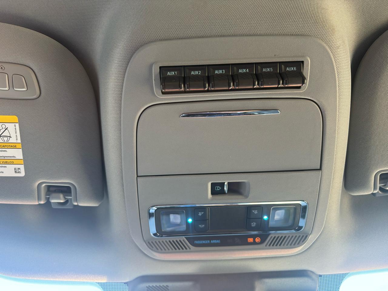 Ford F-250 SD XLT Crew Cab 4WD 2025