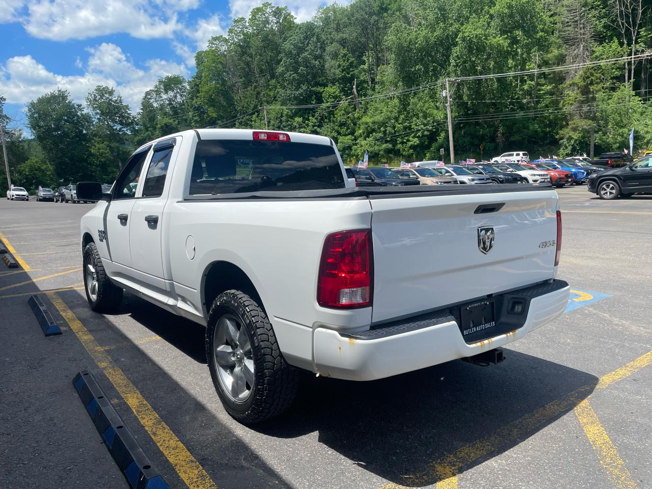 RAM 1500 Classic Tradesman Quad Cab 4WD 2019