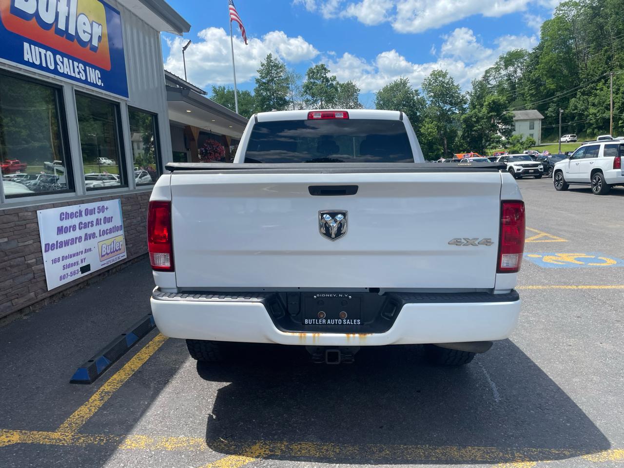RAM 1500 Classic Tradesman Quad Cab 4WD 2019