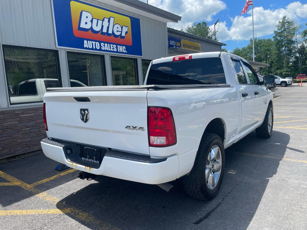 RAM 1500 Classic Tradesman Quad Cab 4WD 2019