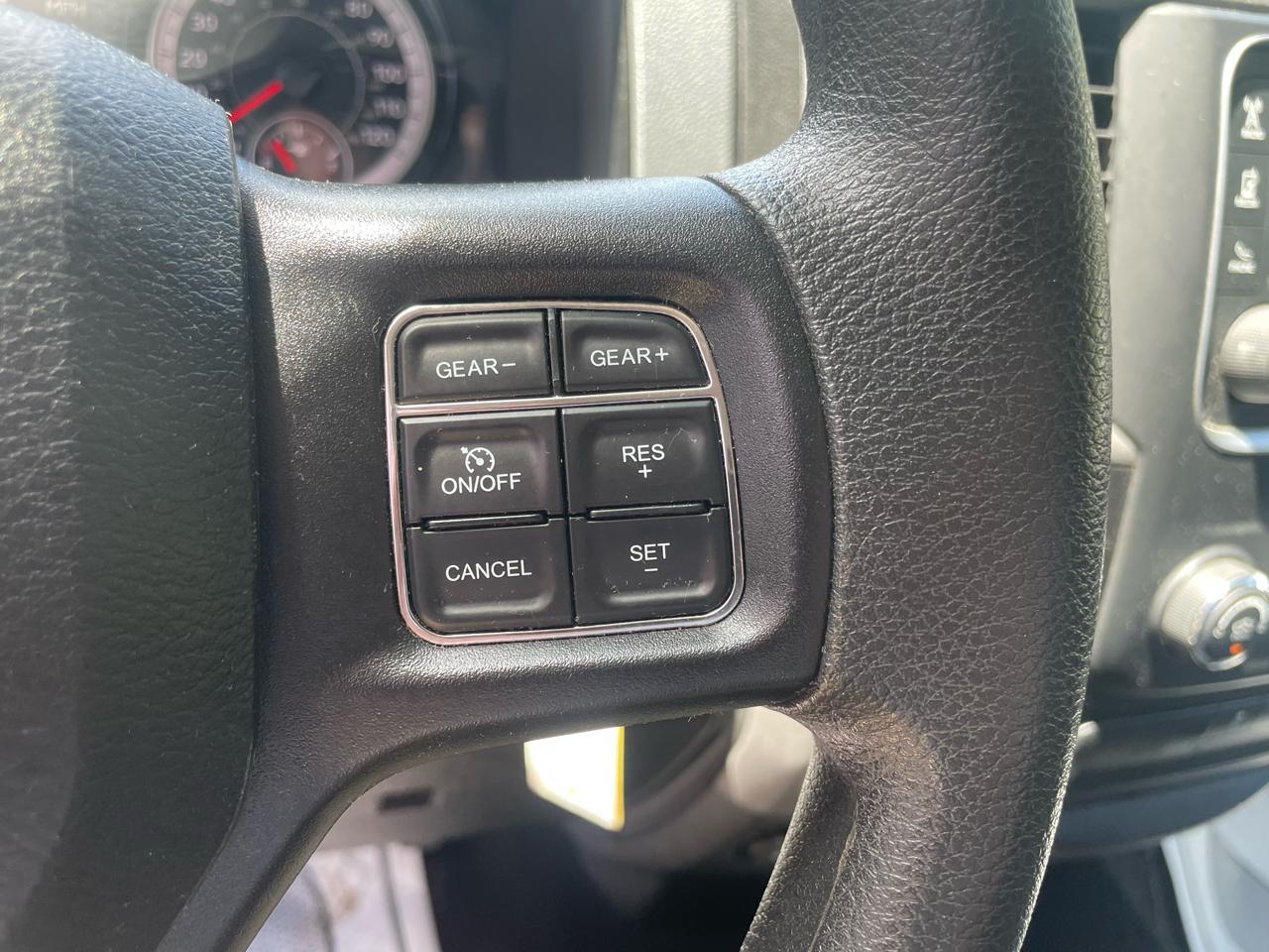 RAM 1500 Classic Tradesman Quad Cab 4WD 2019