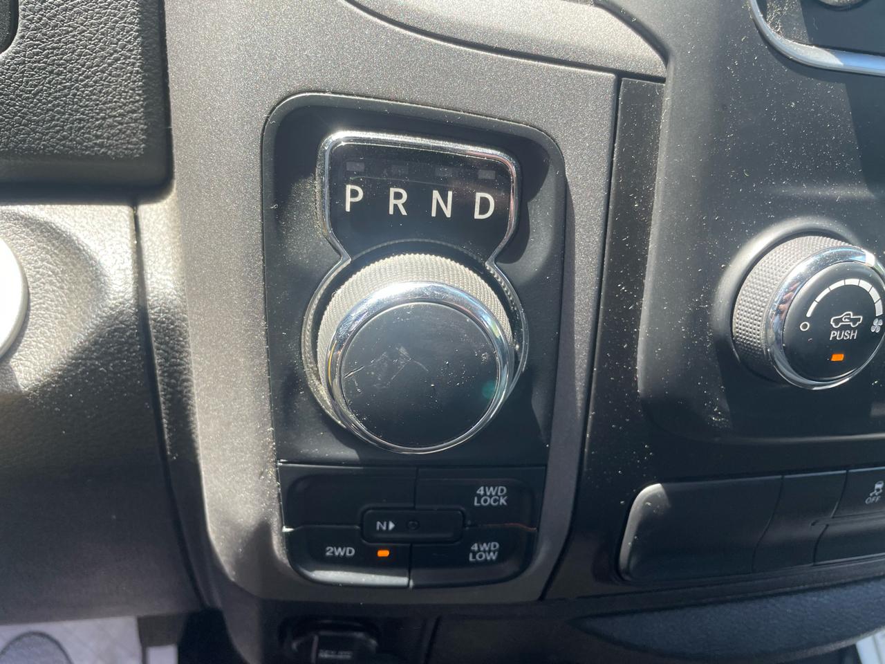 RAM 1500 Classic Tradesman Quad Cab 4WD 2019