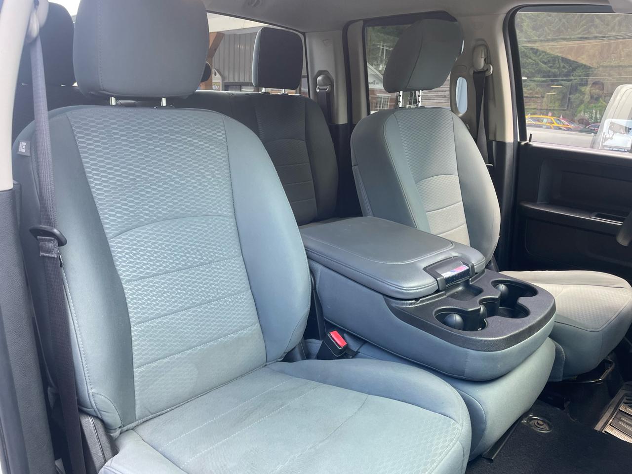 RAM 1500 Classic Tradesman Quad Cab 4WD 2019