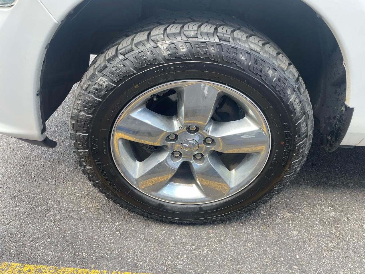 RAM 1500 Classic Tradesman Quad Cab 4WD 2019