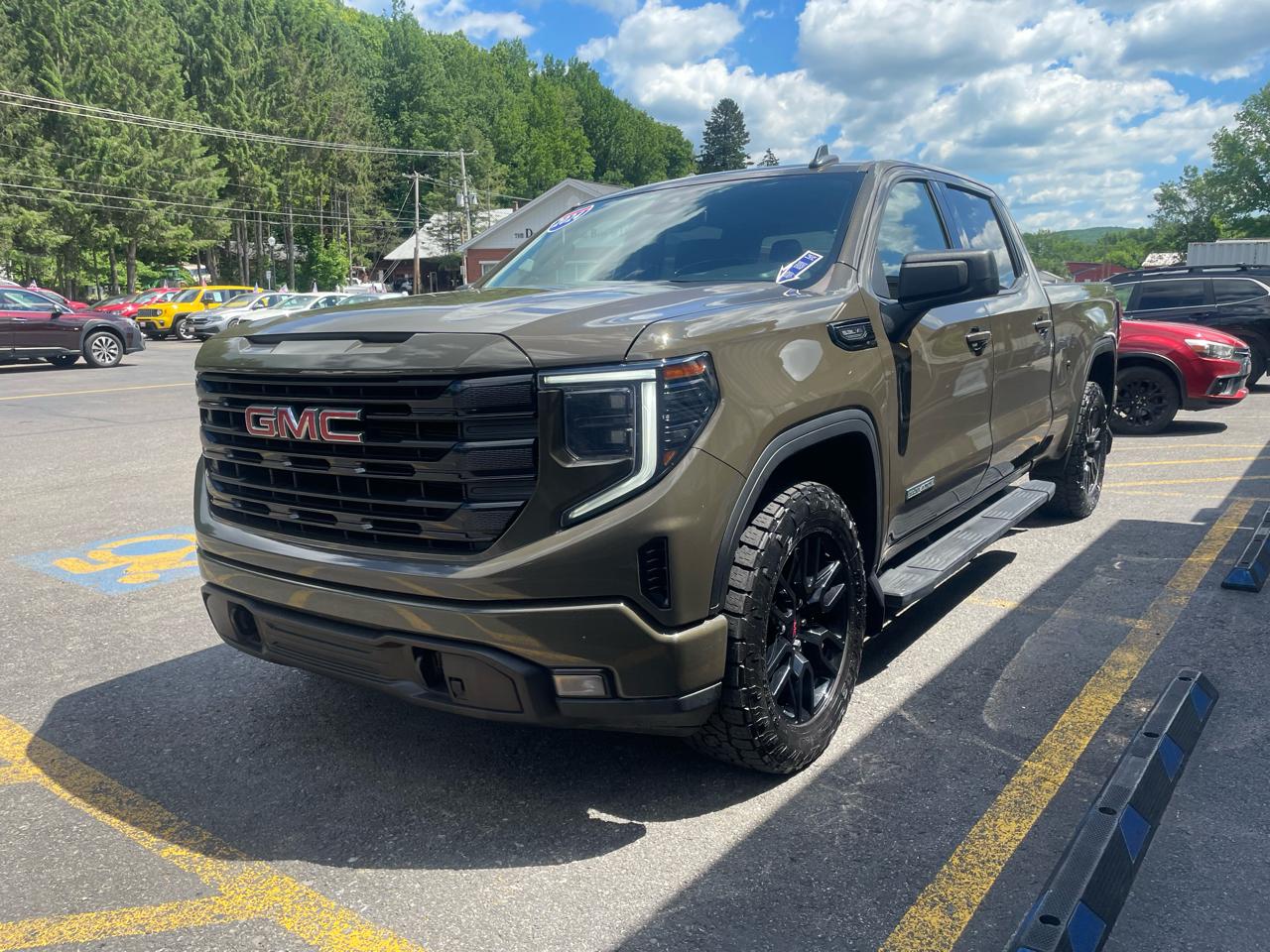 GMC Sierra 1500 Elevation Crew Cab 4WD 2024