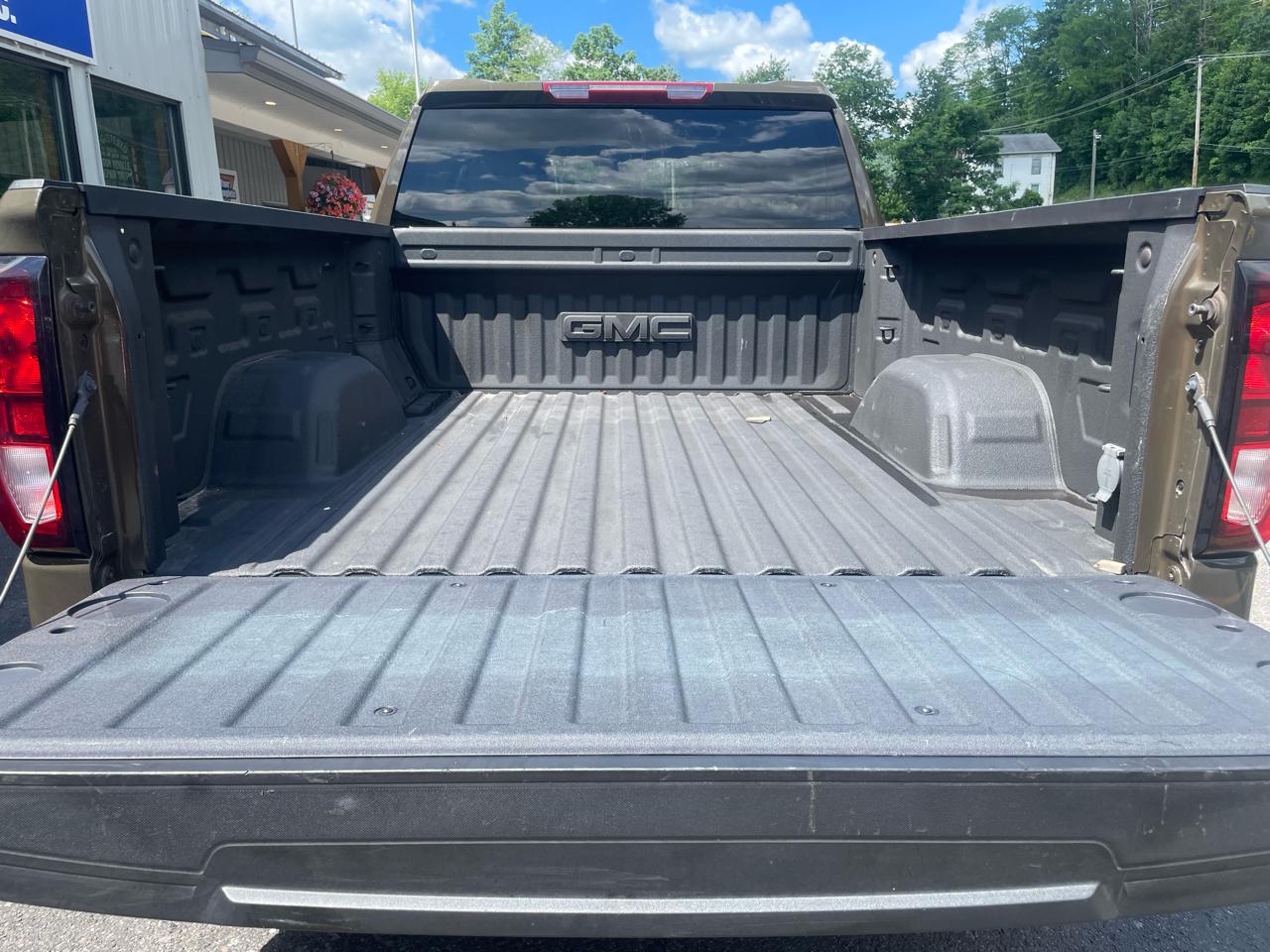GMC Sierra 1500 Elevation Crew Cab 4WD 2024