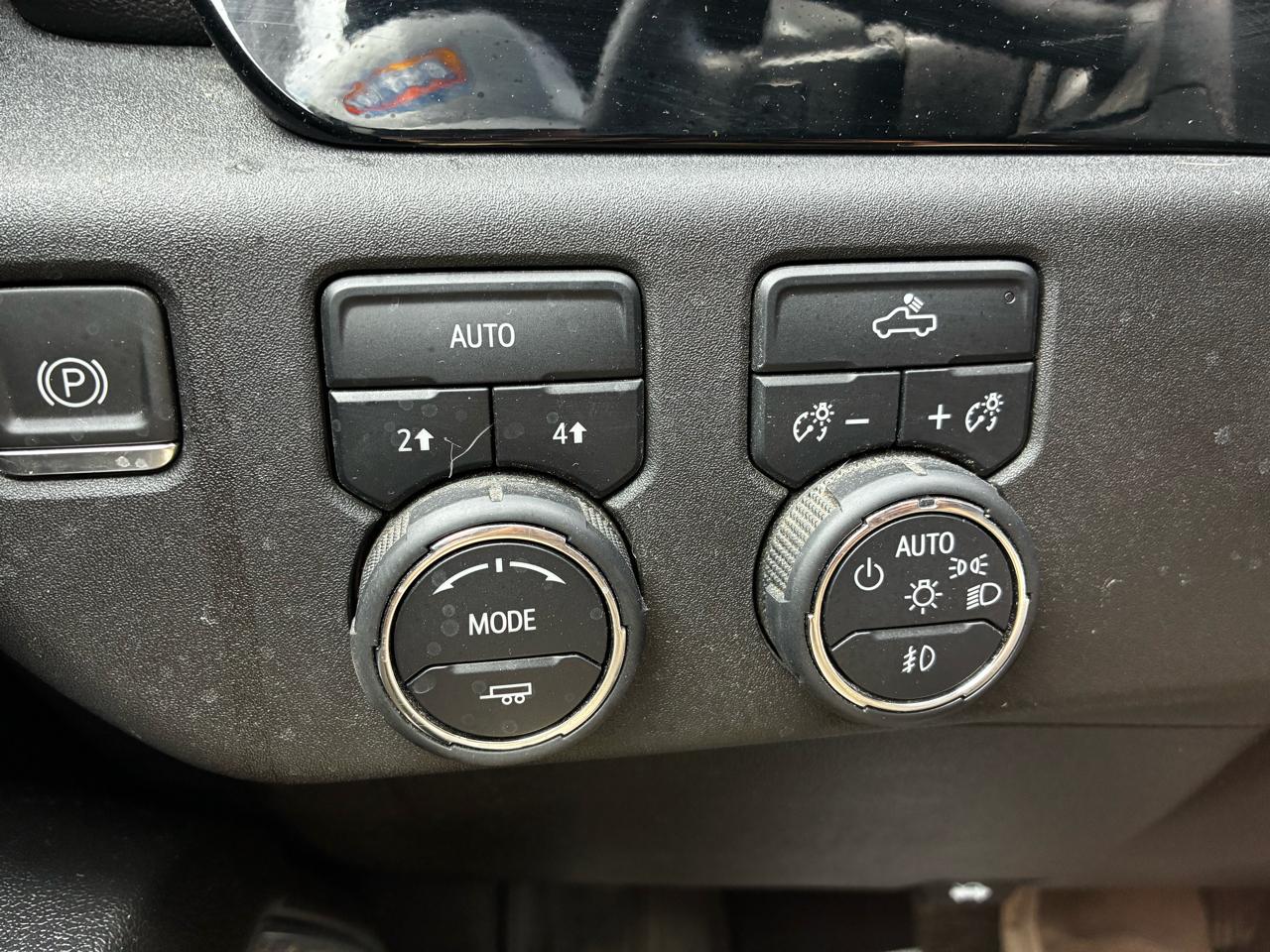 Chevrolet Silverado 1500 RST Crew Cab 4WD 2024