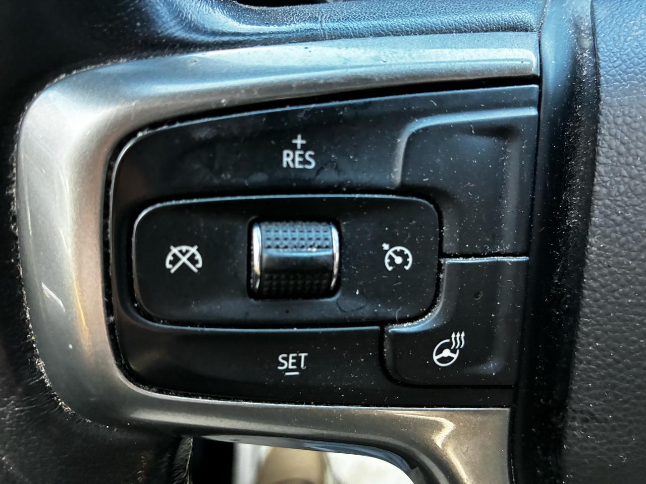 Chevrolet Silverado 1500 LT Crew Cab 4WD 2021