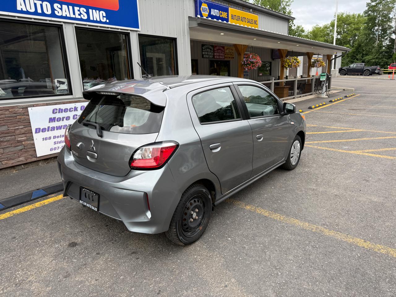 Mitsubishi Mirage ES CVT 2021