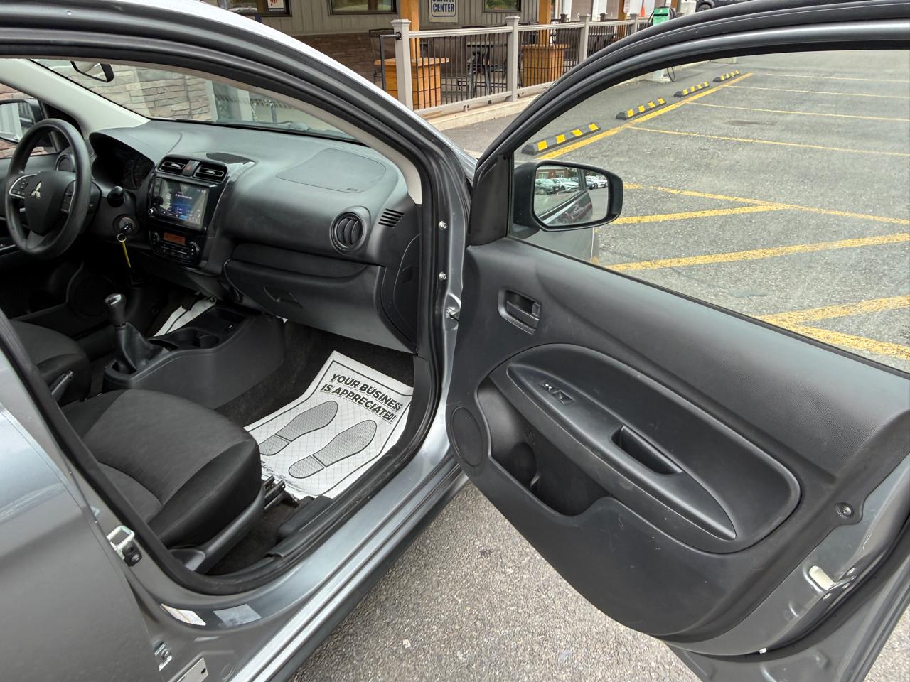 Mitsubishi Mirage ES CVT 2021
