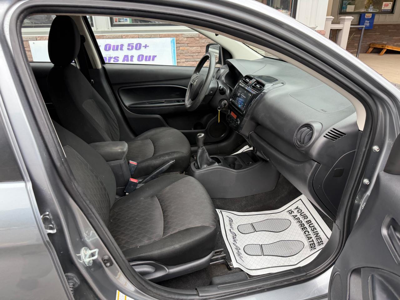 Mitsubishi Mirage ES CVT 2021