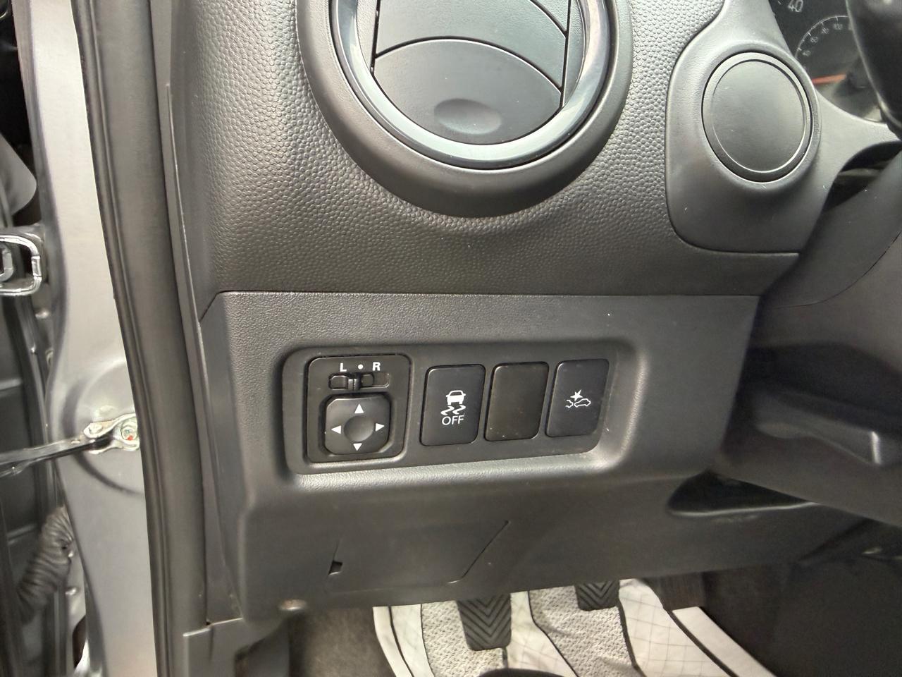 Mitsubishi Mirage ES CVT 2021