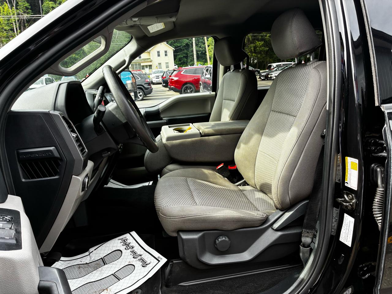 Ford F-250 SD XL Crew Cab 4WD 2022